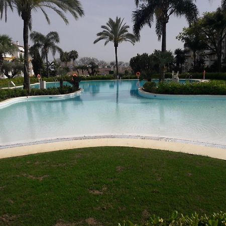 Апартаменти Chez Migs & Luci. Marbella. Milla De Oro. Golden Mille Екстер'єр фото